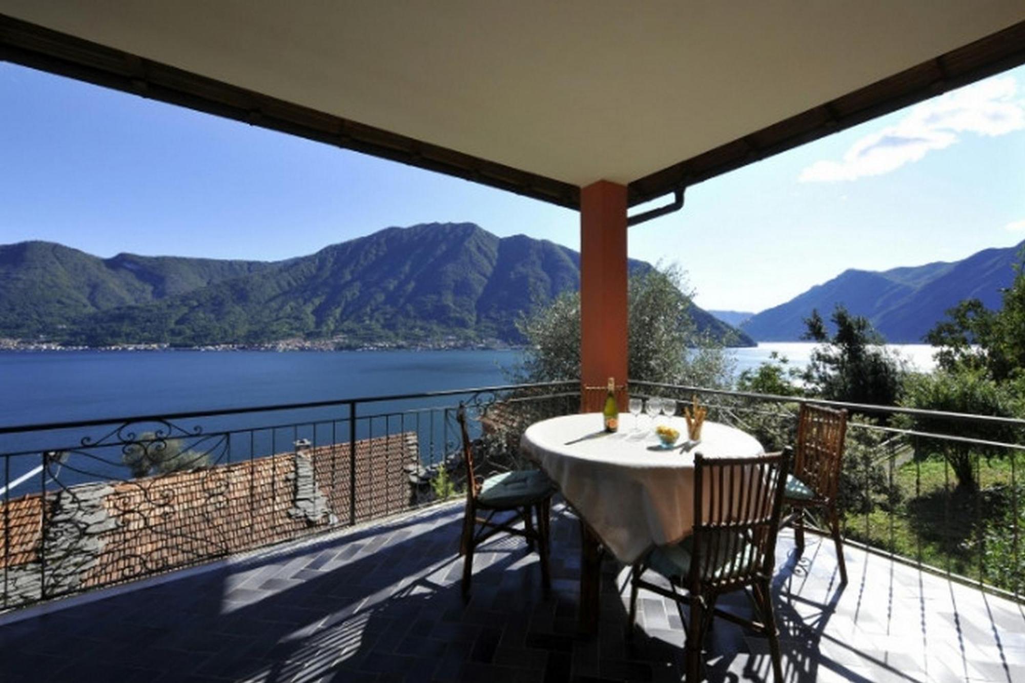 Appartamento Isola Vista - Terrazzo Sala Comacina Esterno foto